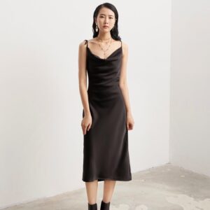 Váy lụa 2 dây